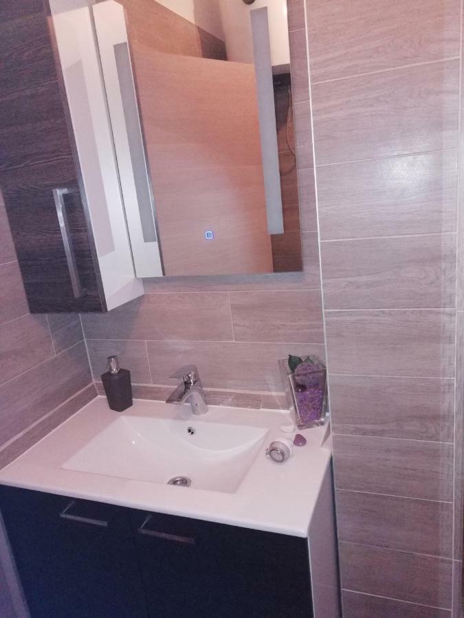 Apartment Nada โรกอซนิซา ภายนอก รูปภาพ