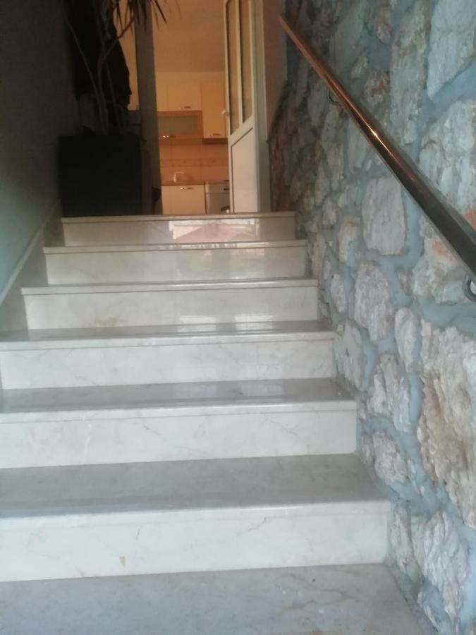 Apartment Nada โรกอซนิซา ภายนอก รูปภาพ